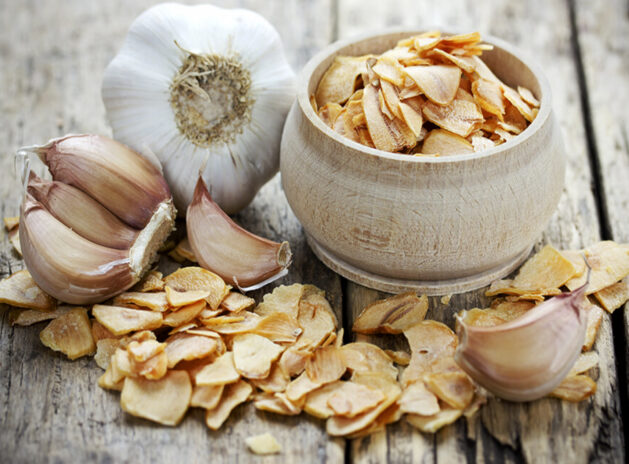 Dehydrated Garlic Flakes